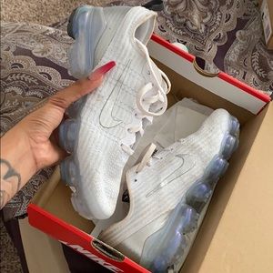 Nike VaporMax Flyknit 3 Size 8W/6.5Y